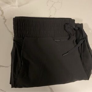 SPANX on the move jogger